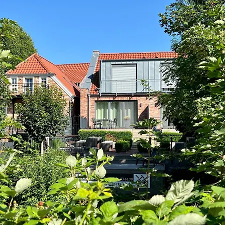 Holiday home Haus Am Siel 01, Zentral Mit Eigenem Steg Greetsiel