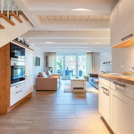 Haus Am Siel 01, Zentral Mit Eigenem Steg Holiday home