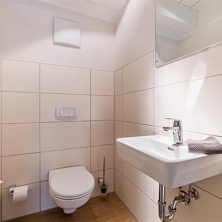 Haus Am Siel 01, Zentral Mit Eigenem Steg *